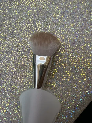 Blush brush