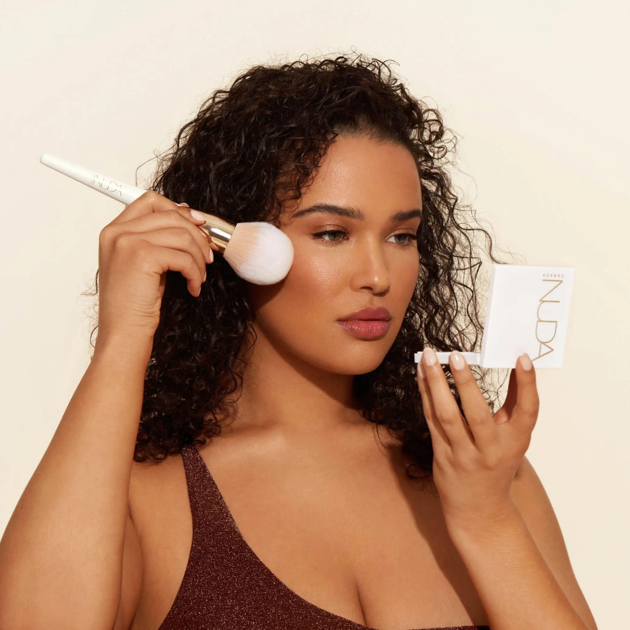 GLOWPOWDER - Matte Bronzing Pressed Powder