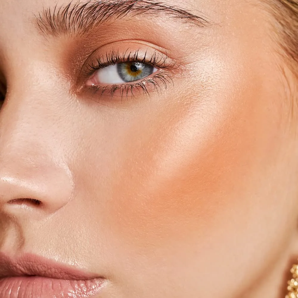 Heaven's Glow Radiant Veil Blush, Baked Powder Blush, 8g (Faded Clementine)