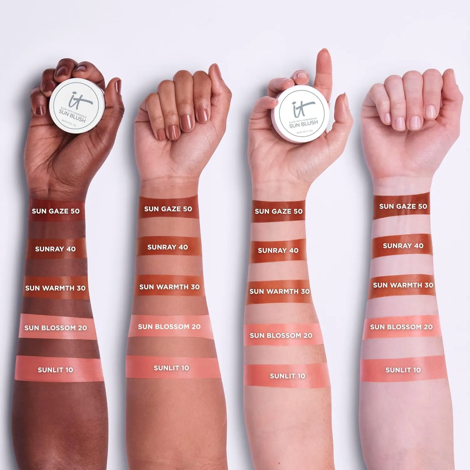 IT Cosmetics Glow with Confidence Sun Cream Blush - Blendable & Buildable Blush   Bronzer for a Pop of Sun-Blushed Color - 24HR Hydration with Hyaluronic Acid, Peptides & Vitamin E- 0.63 oz