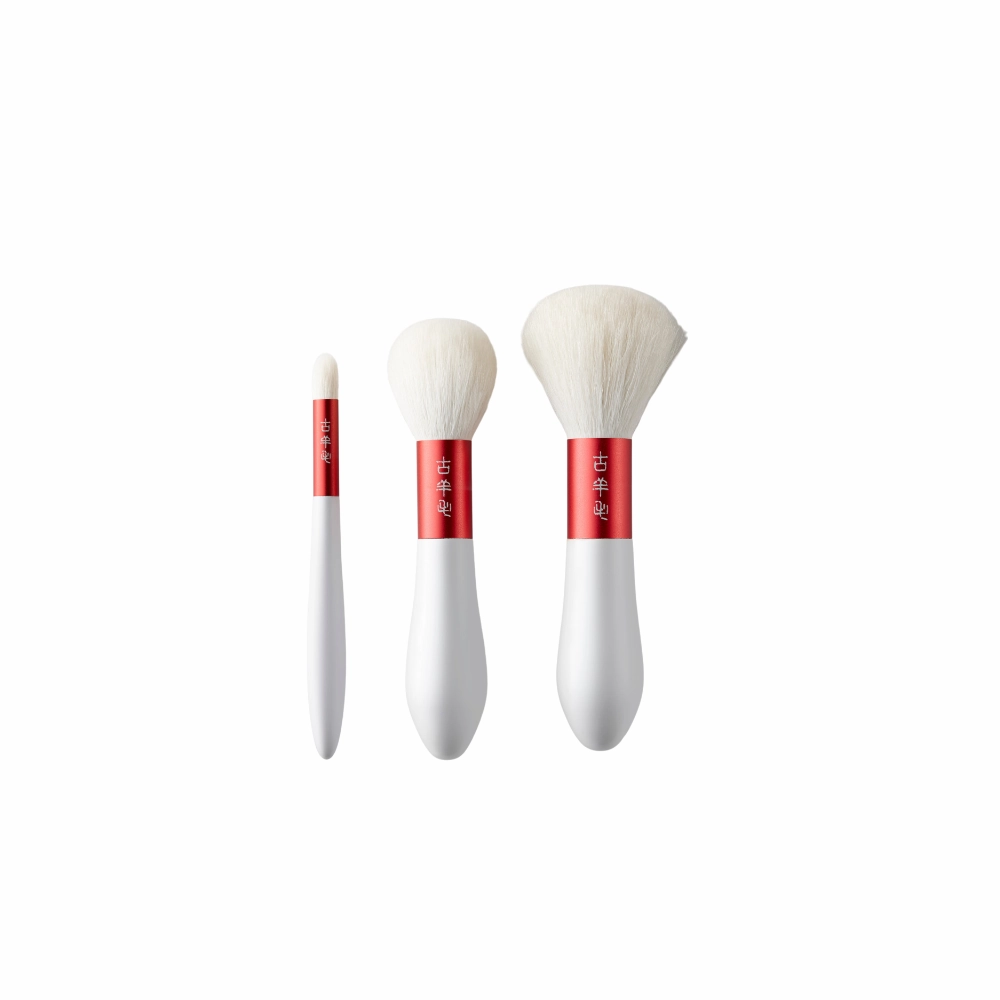 Koyomo Pearl White Cheek Brush, Hana Series