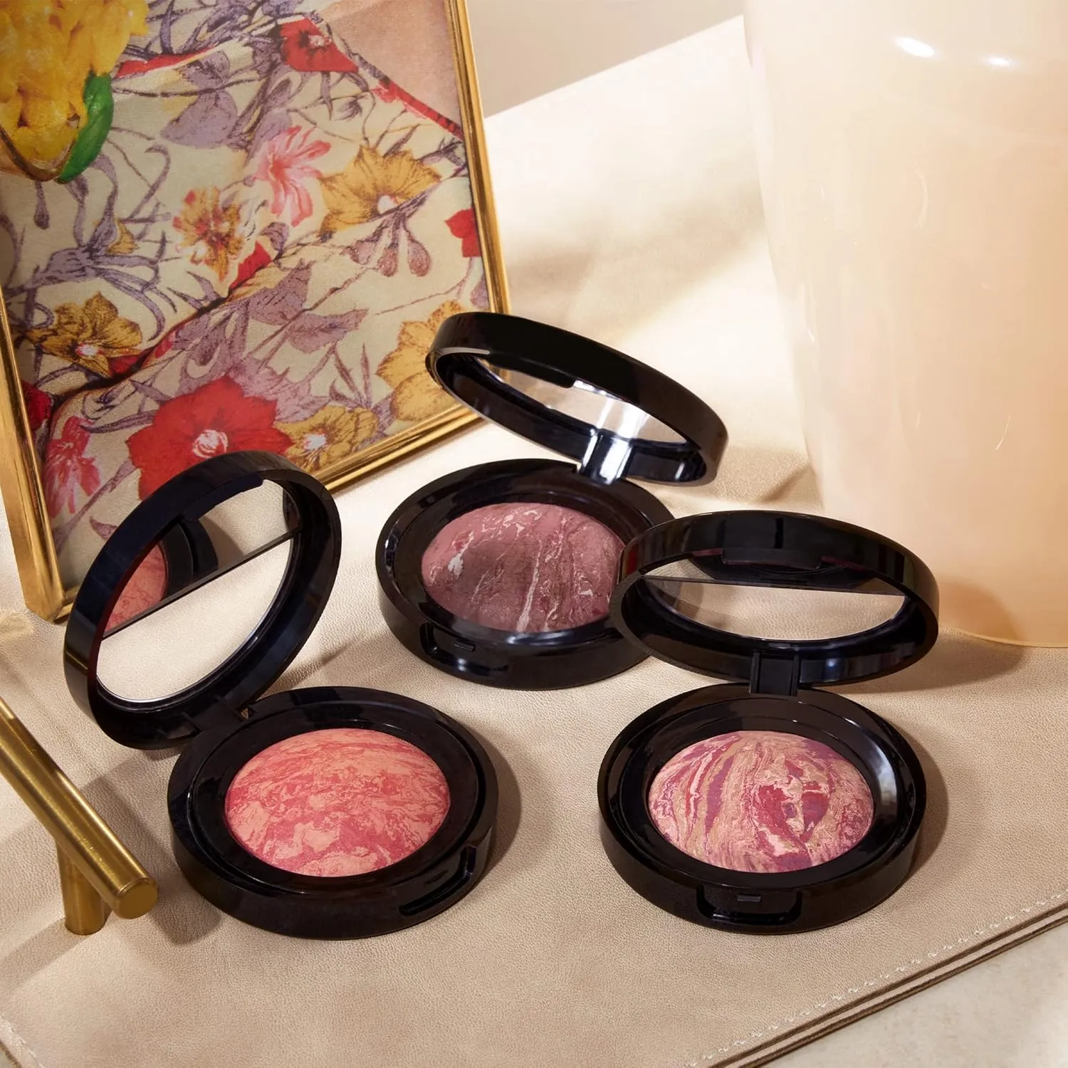 LAURA GELLER NEW YORK Baked Blush-n-Brighten Marbleized Blush   Angled Brush (04 Ethereal Rose, 47mm)