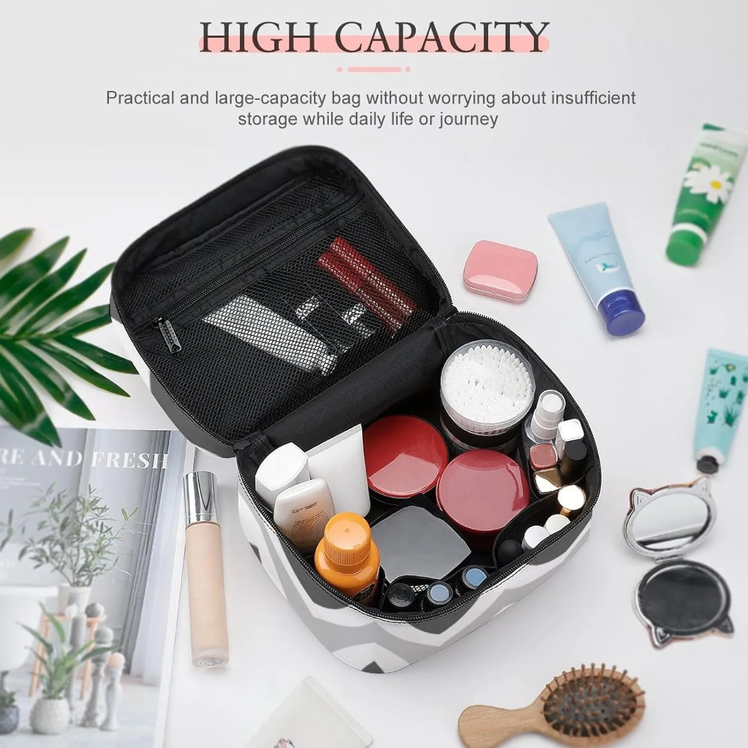 Leather Cosmetic Case, Gray and Charcoal Chevron Portable Makeup Bag Organizer Large Capacity Travel Toiletry Bag with Zipper