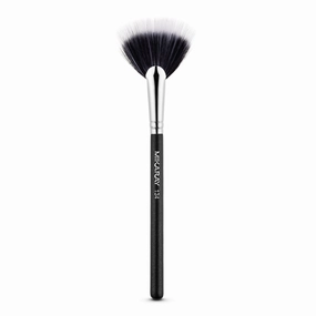 Mikaray an BrushNo. 134