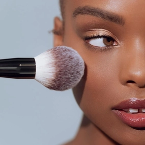 RÓEN Everything Powder Brush | Vegan, Cruelty-Free, Clean Makeup