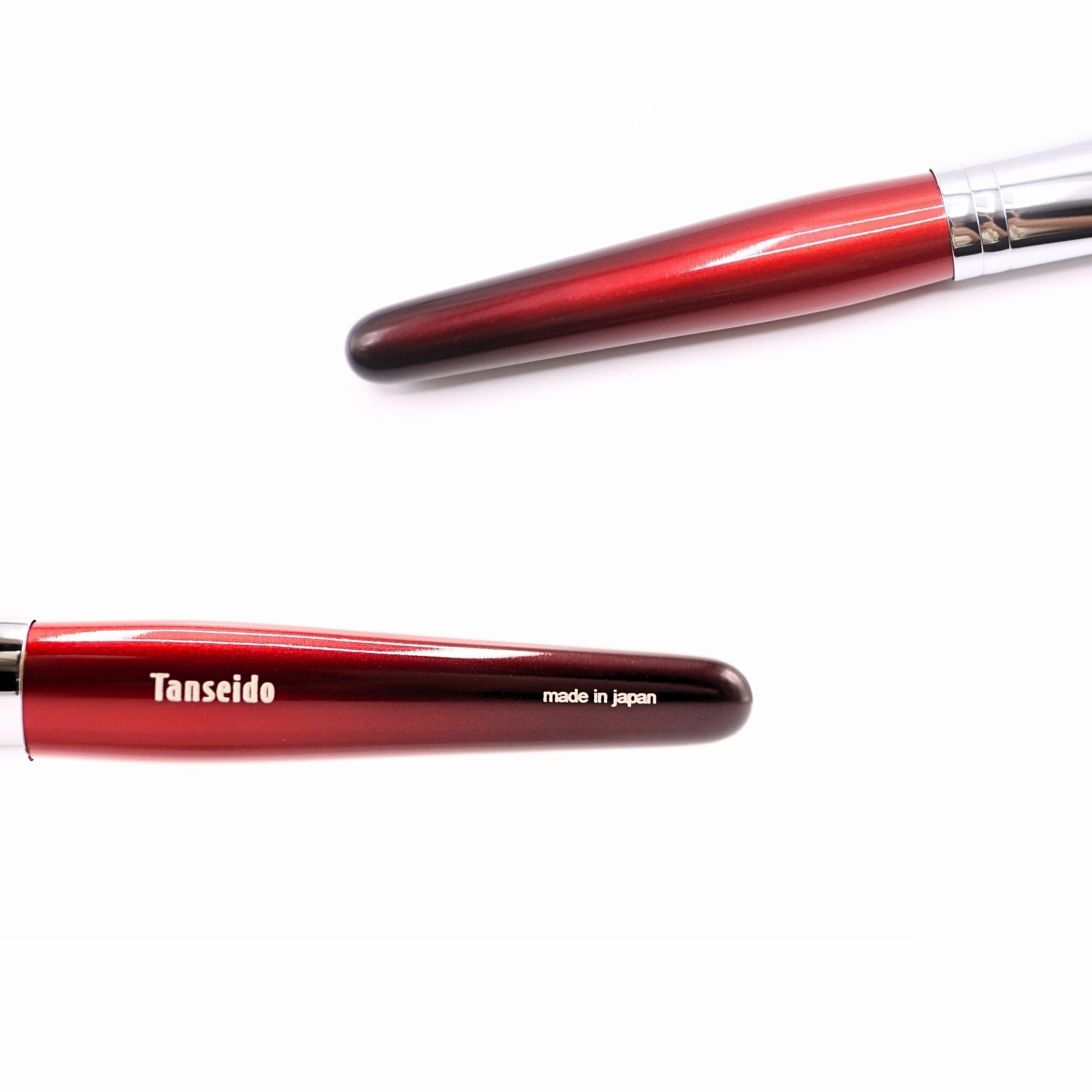 Tanseido AKA 赤 Series AC28 Face/Cheek Brush (Premium Collection)