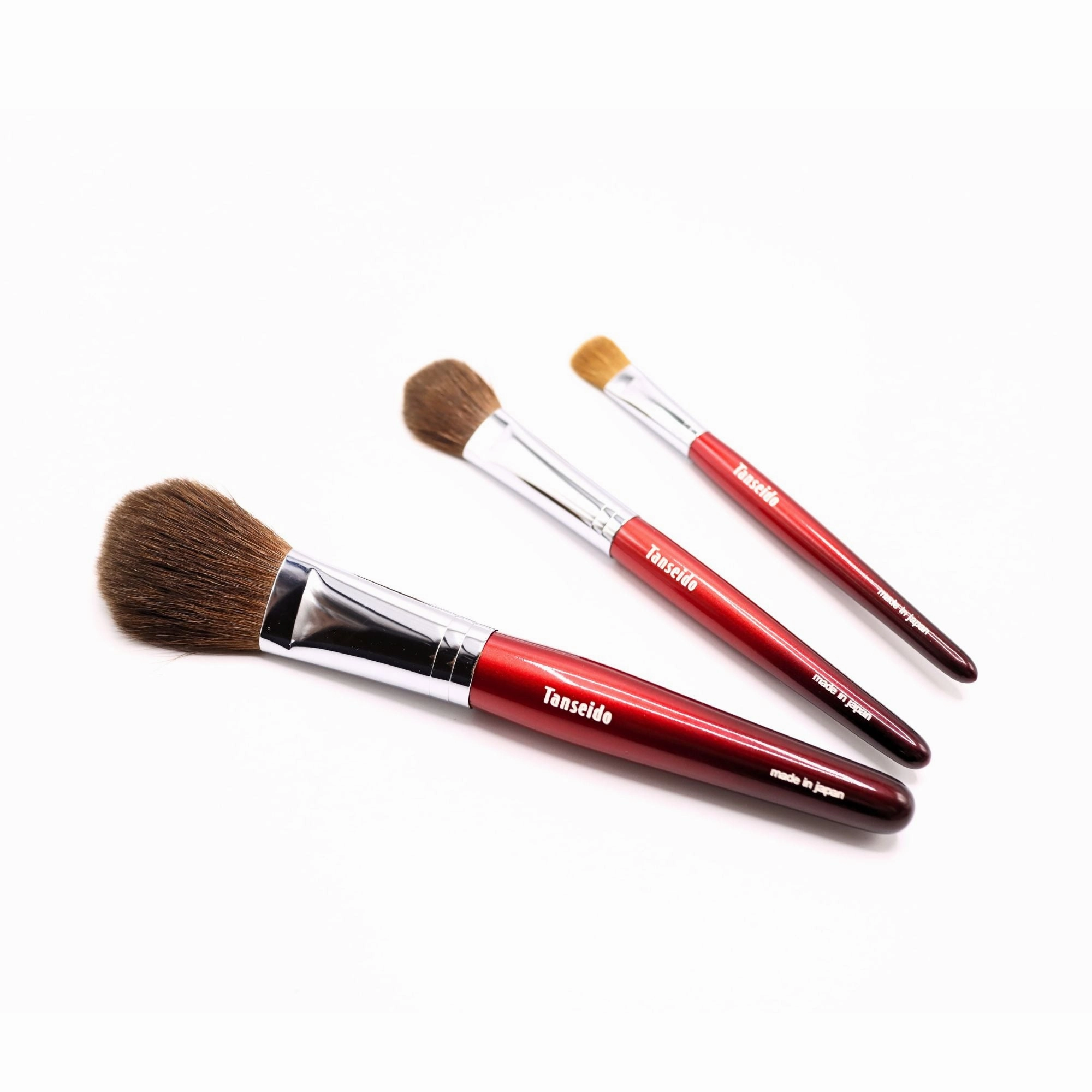 Tanseido AKA 赤 Series AQ20 Cheek Brush (Premium Collection)